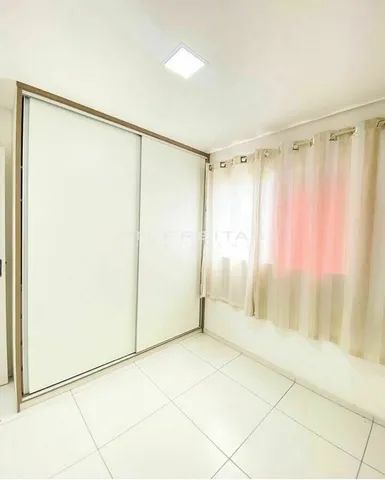 Apartamento com armários 