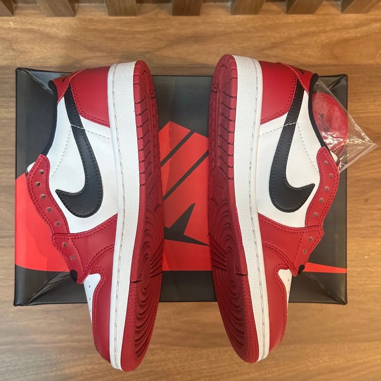Air Jordan 1 Low Retro Chicago 36 - Foto 4