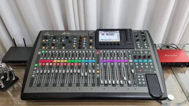Mesa Digital Behringer X32 Em Perfeito Estado