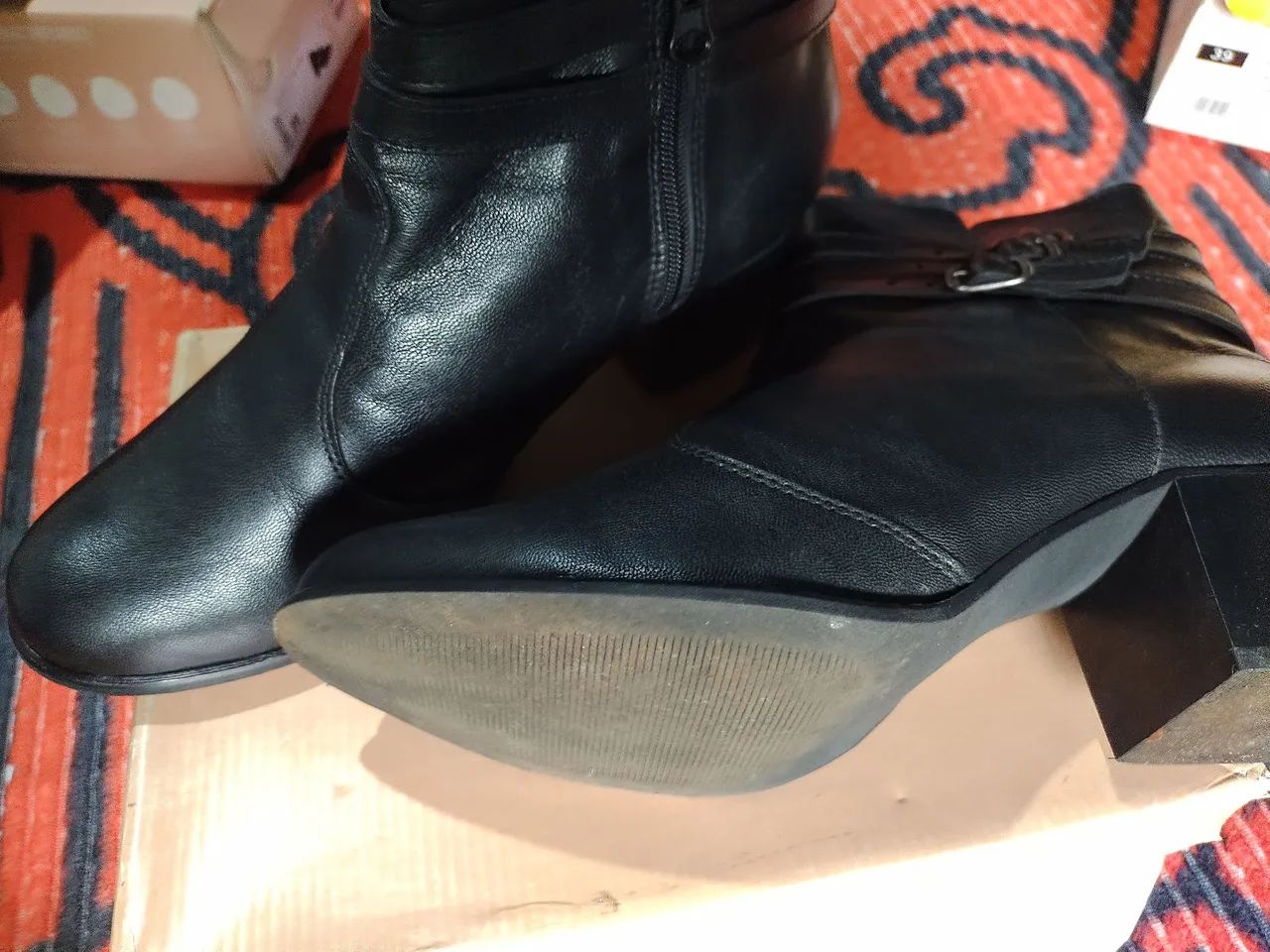 Bota Feminina de Couro Preta - Foto 3