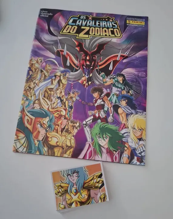 Álbum de figurinhas Os Cavaleiros do Zodiaco capa cartão Panini