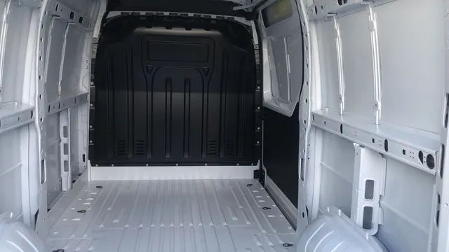 Disponível Renault Máster Extra Furgao 25/26, Disponível - Foto 4