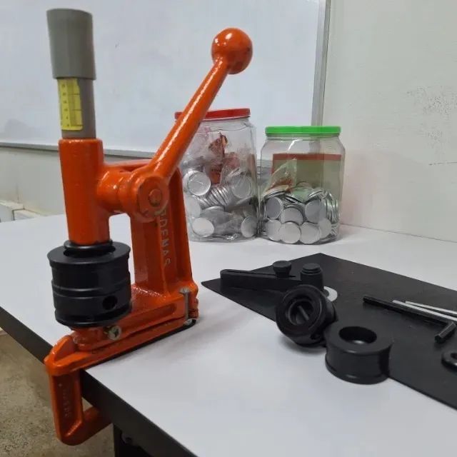 Máquina de Fazer Botton (Balancim Cardenas) Jogo completo - Foto 2
