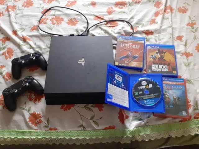 Vendo Playstation 4 Pro a 280€ - Ludomedia