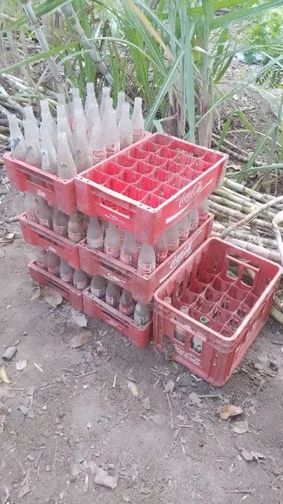 Vasilhames e caixas coca cola - Foto 3