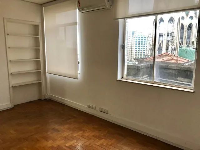 Cj Comercial no Centro c/ 70m2 Reformado