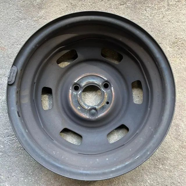 Roda De Ferro Aro Renault Kwid Furos Carros Vans E Utilit Rios Quitandinha