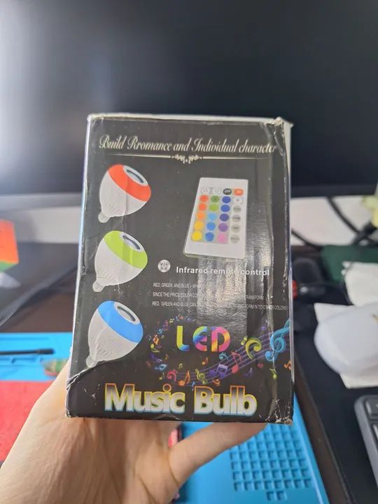 Lâmpada LED com Som Embutido - Foto 4