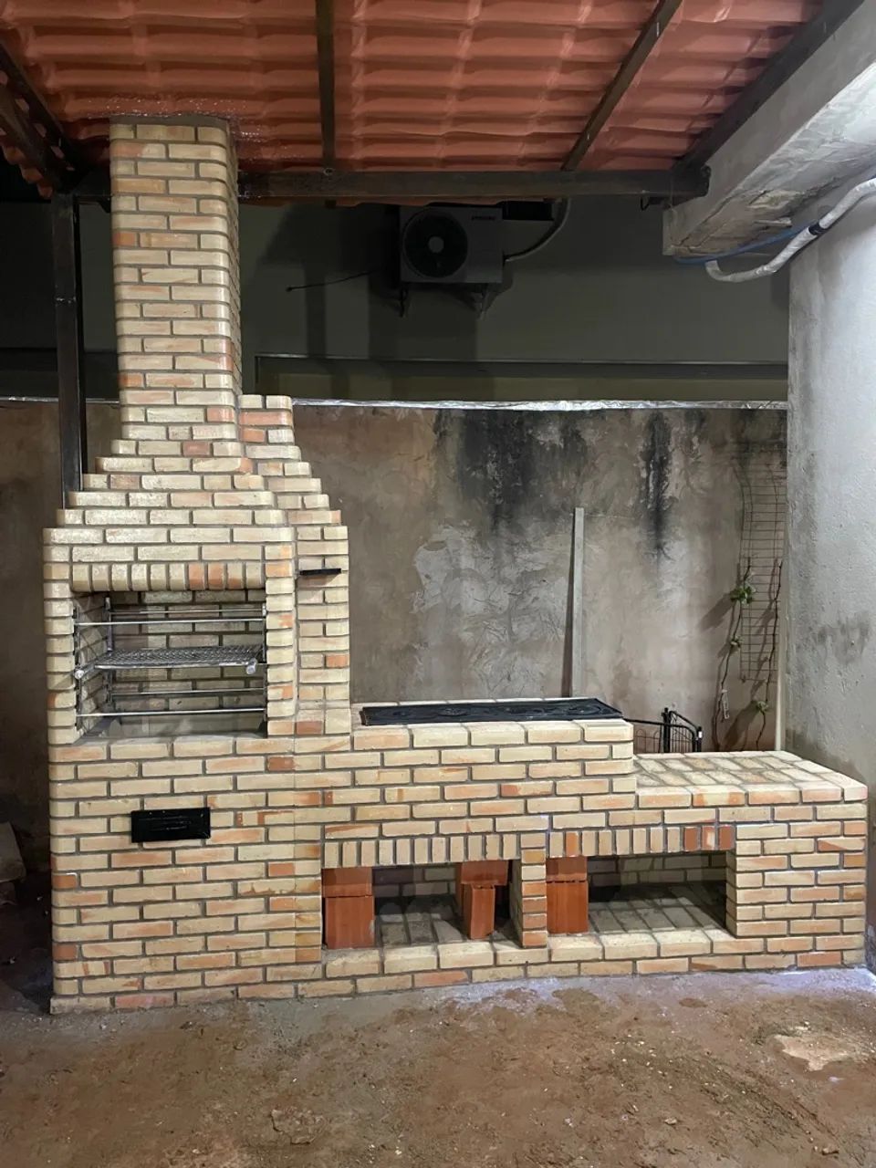 Churrasqueira modelo rústico 