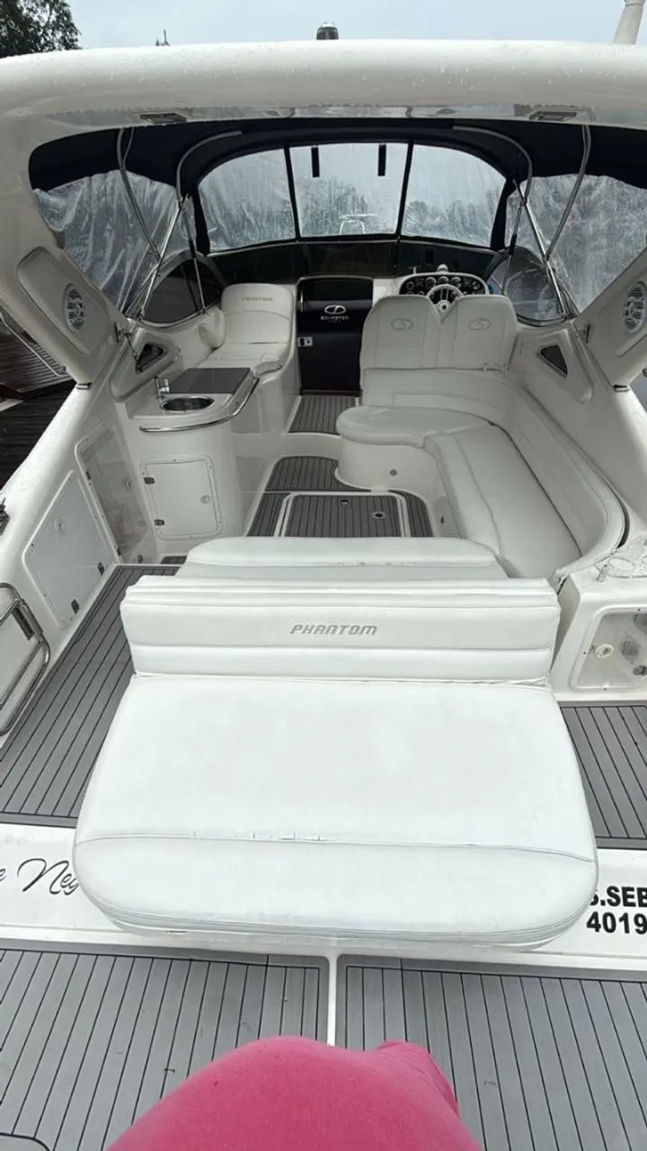 Lancha Panthom Schefer 300 Ano 2012  Motor 2 X Mercruiser 4.5 V6 Mp - Foto 4