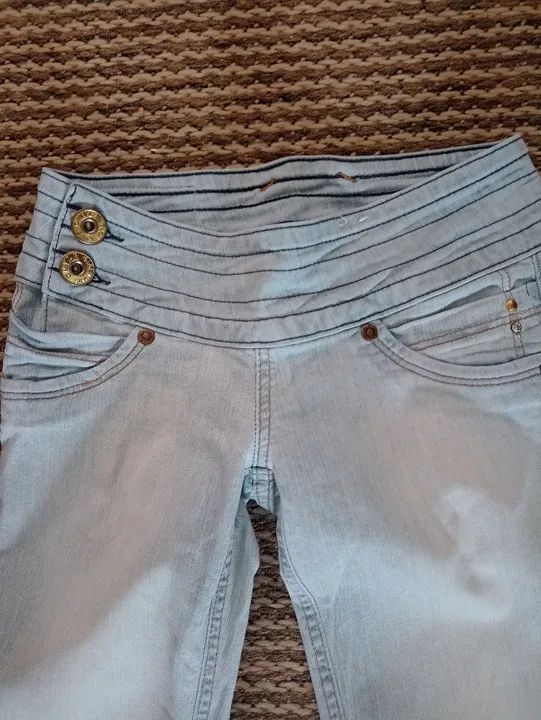 DAMYLLER - Calça Jeans Clara - Tamanho P - Foto 2