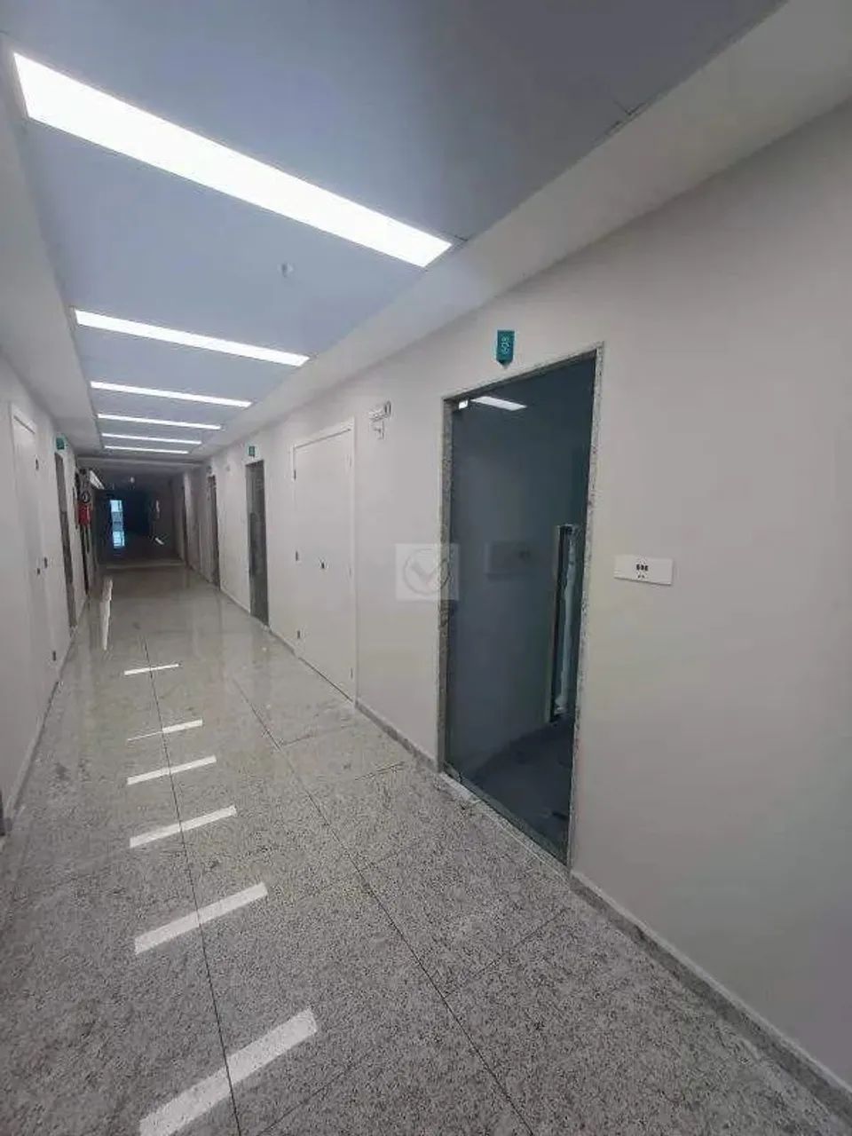 Sala Comercial no Jardim Europa Medical Center - Foto 4