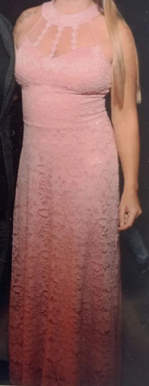 Vestido de festa de renda rose