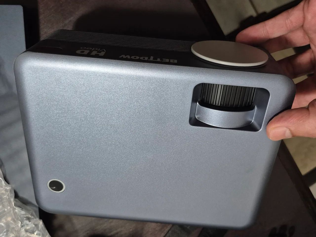 Portable projector64308812243075122