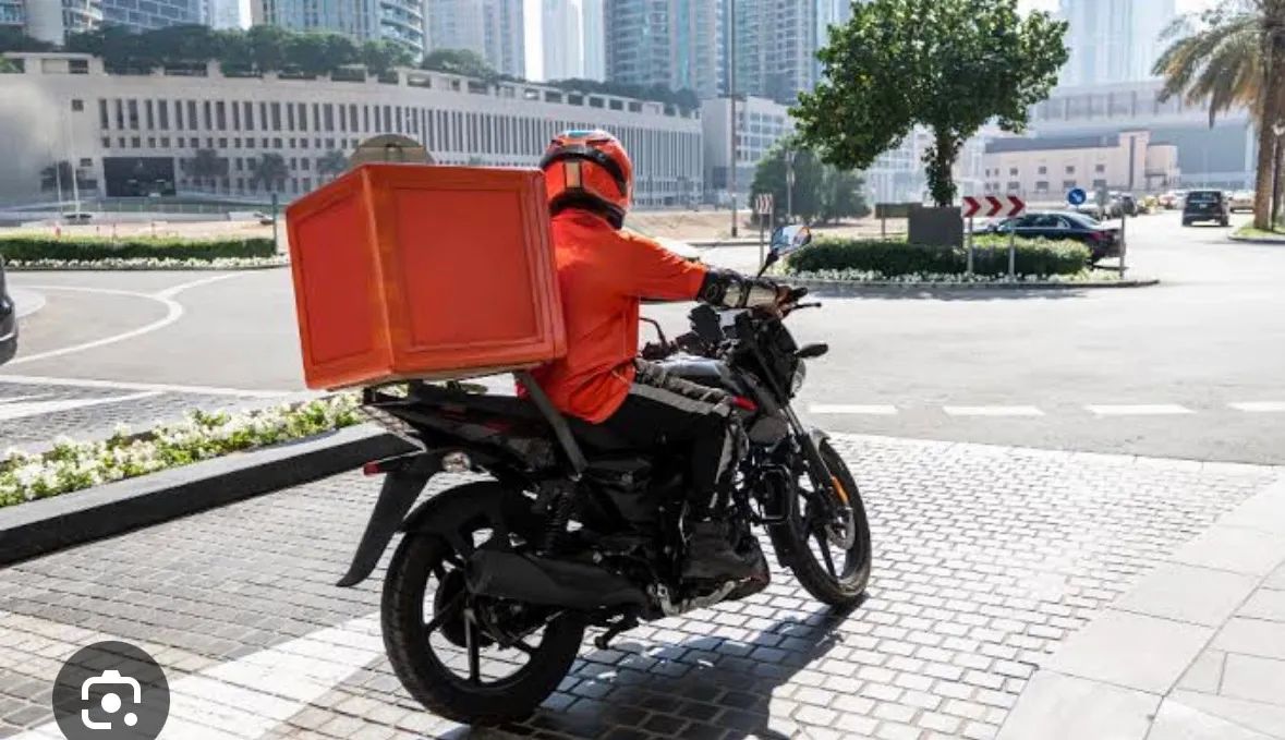 vaga para entregador de moto