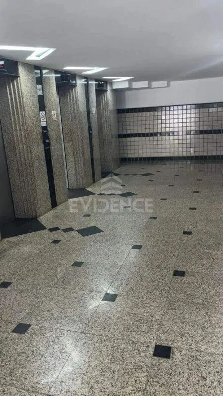 Sala com 35 m², sol da manhã, 01 vaga de garagem. Dois ambientes de sala, com 02 banheiros - Foto 2