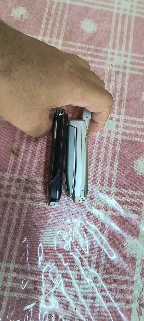 Dois celular para retirada de peça não funcionan - Foto 2