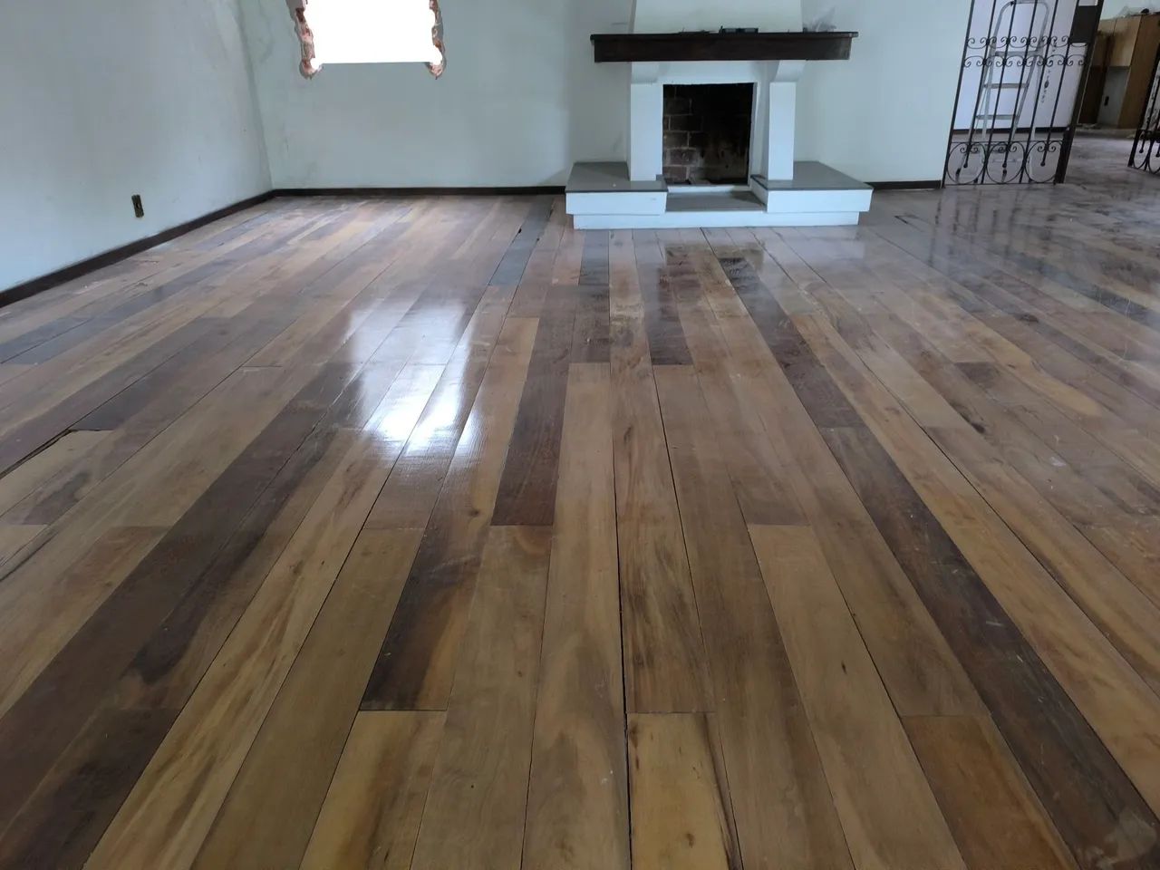 Piso de madeira maciça - Foto 3