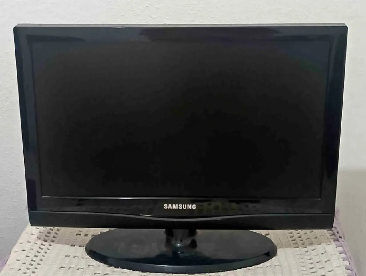 Monitor Samsung T220m LCD Sync master 22 polegadas.