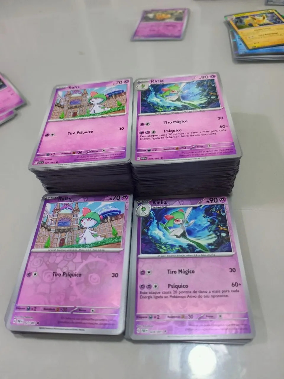 Lote de cartas pokémon - Ralts e Kirlia