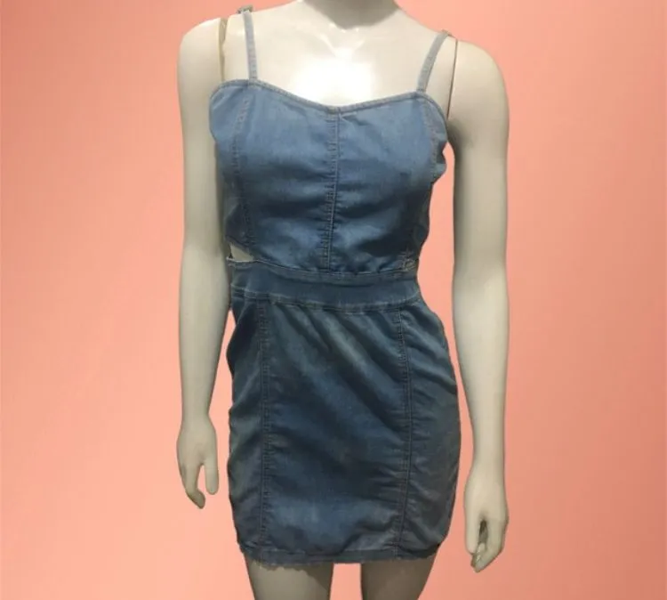 Vestido Jeans com Detalhe lateral