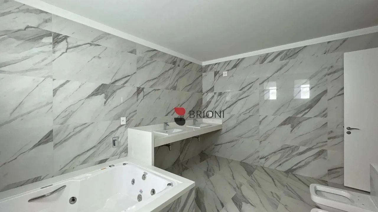 Apartamento de Alto padrão a venda com 529 m², possui 4 suítes no condomínio Blue Diamond  - Foto 11