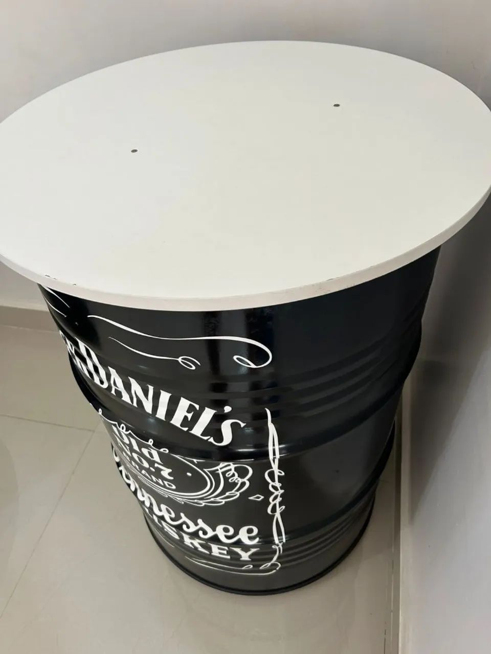 Jack Daniel's barrel bar table64307305720577121