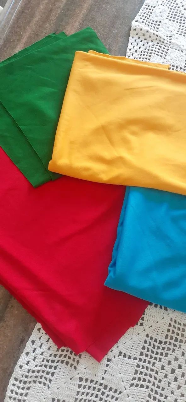 Vendo toalhas cobre mancha 5 reais cada uma