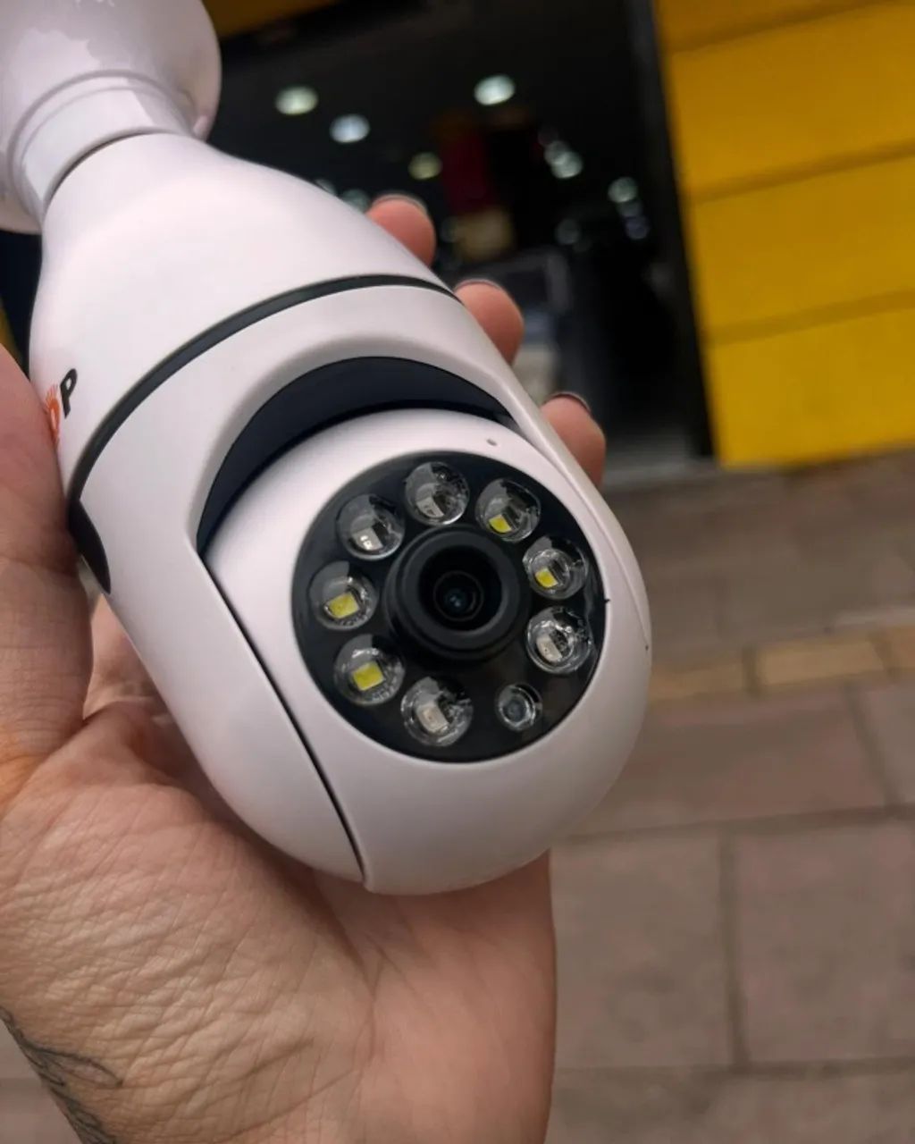 Camera Lampada WiFi Mini Speed Dome, entregamos