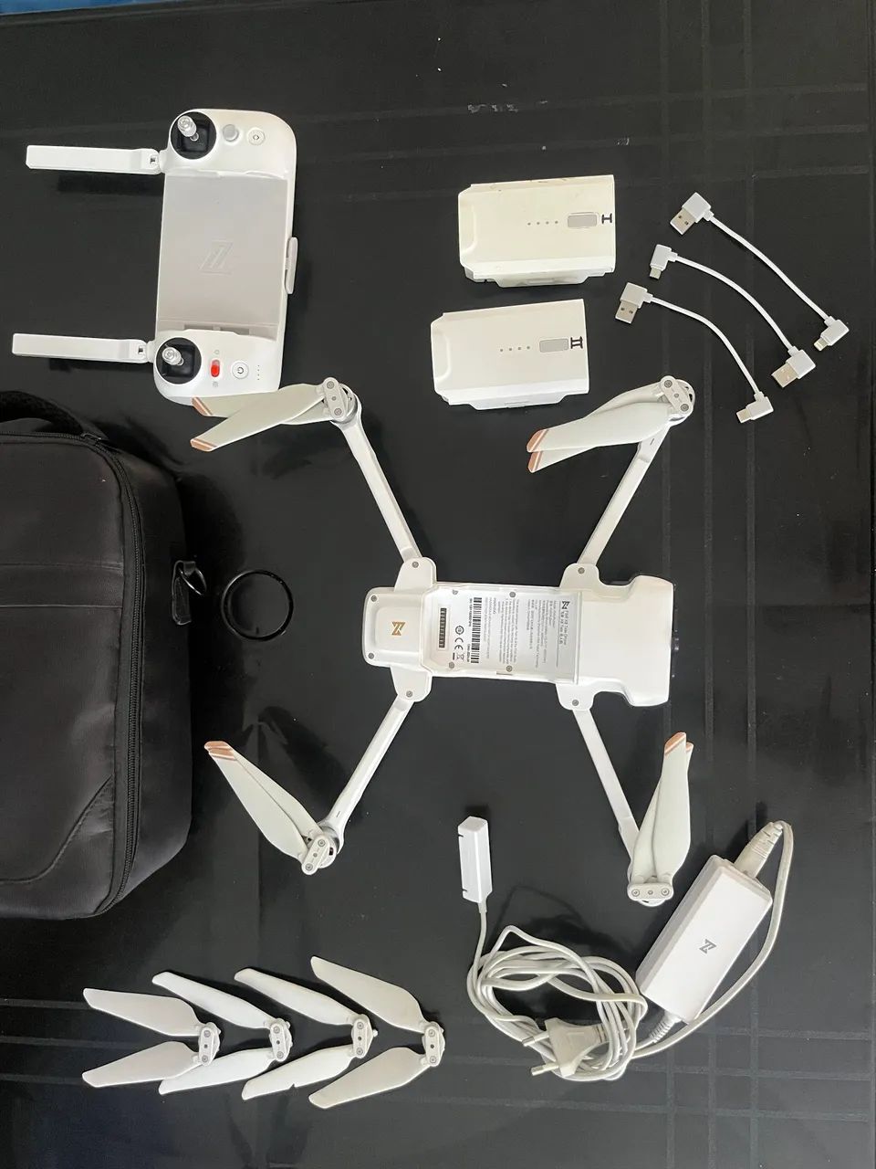 Drone FIMI x8 Tele 2024, com 2 baterias.