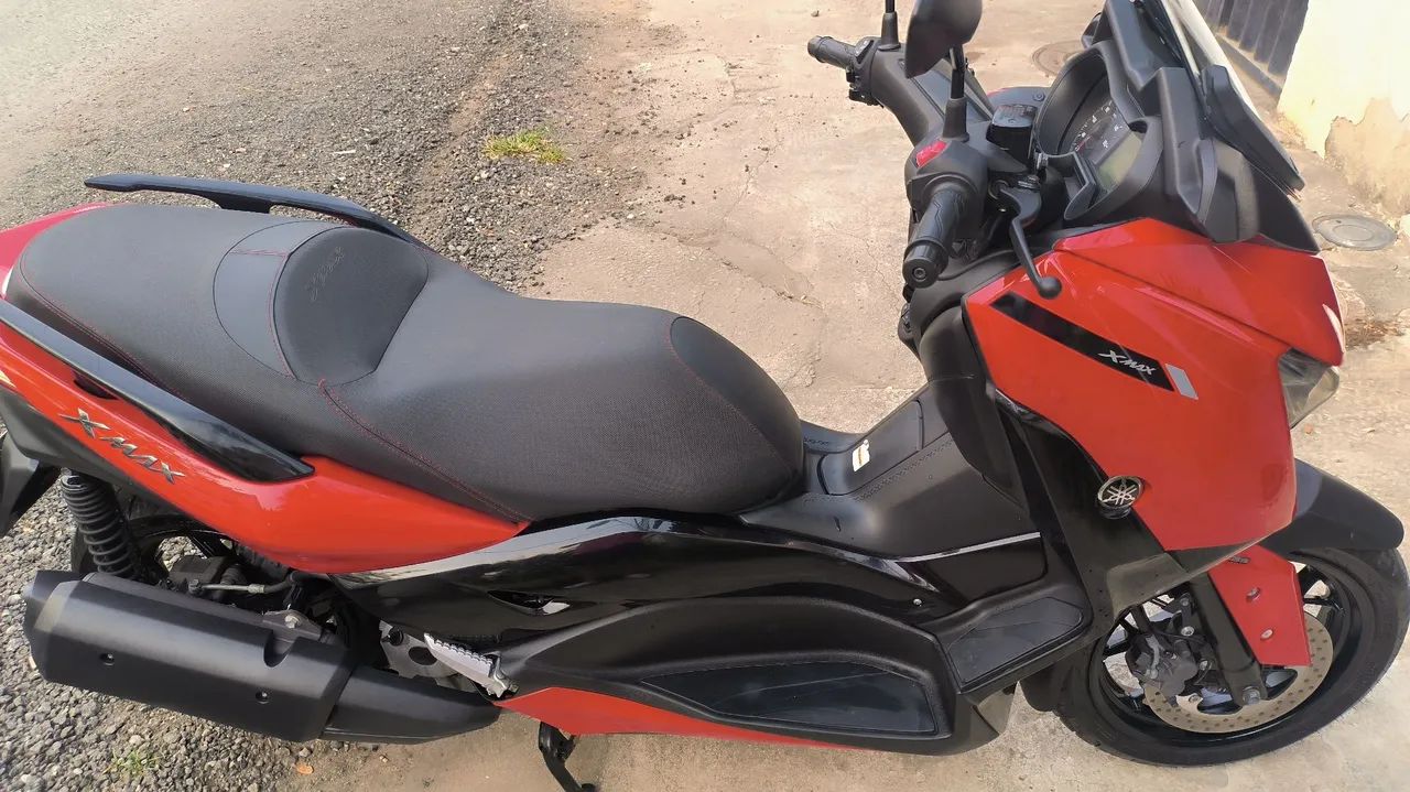Xmax vermelha - 2024 - 9mil kms - Foto 3