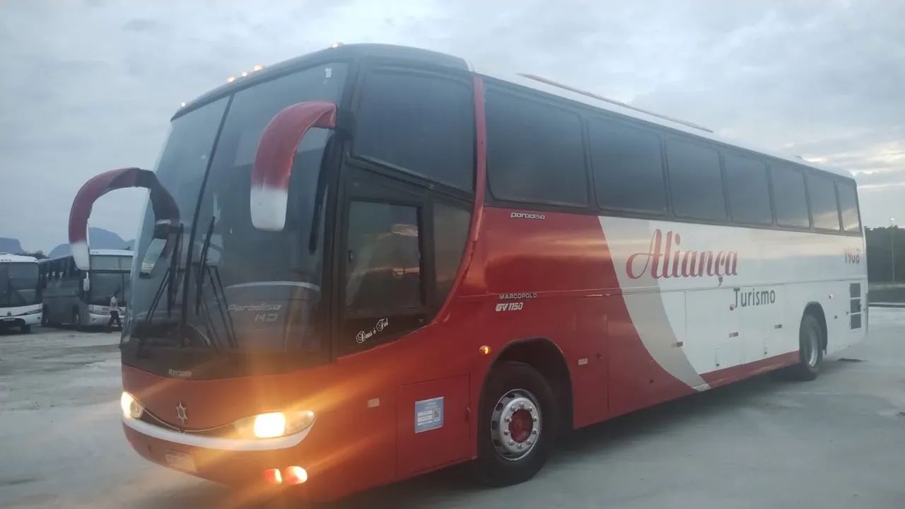 VendovÔnibus Mercedes-Benz o400