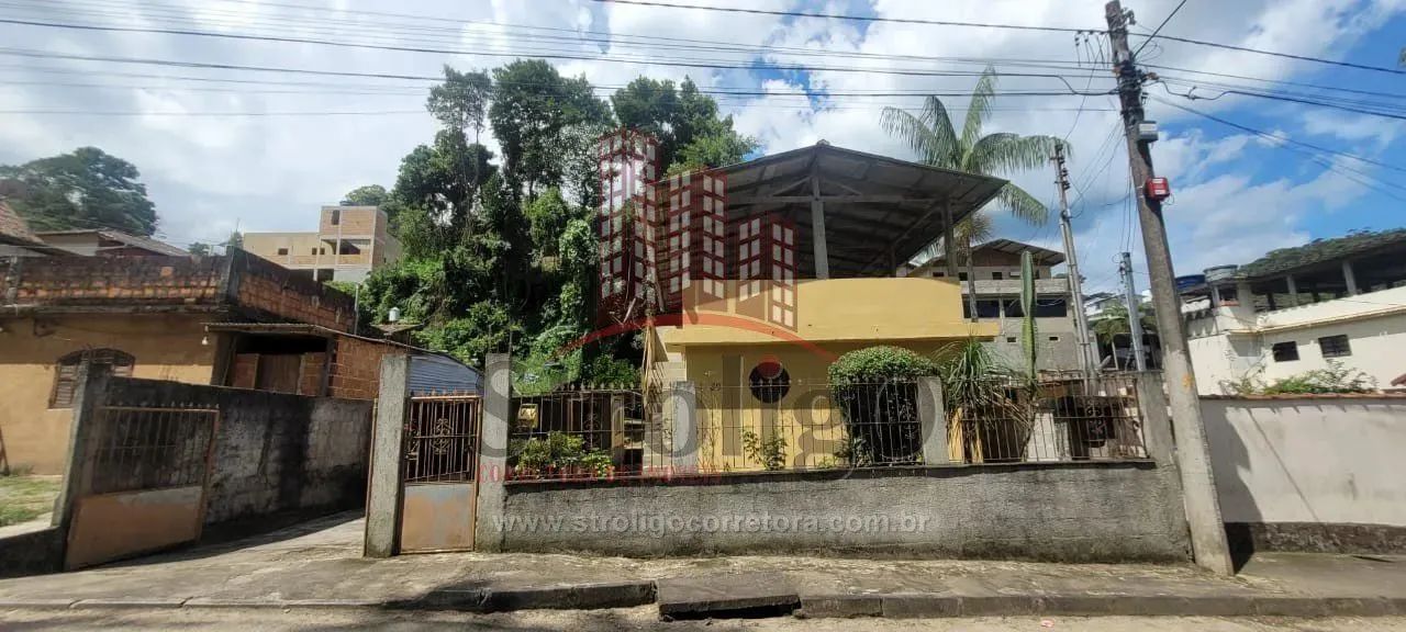 C509 Casa com terreno plano de 360 m², Nova Suíça, Nova Friburgo-RJ