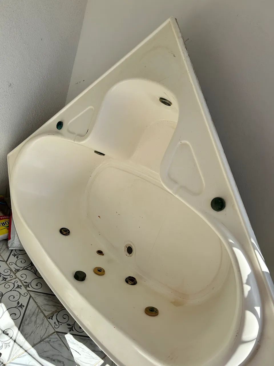 Jacuzzi banheira64520790947586121