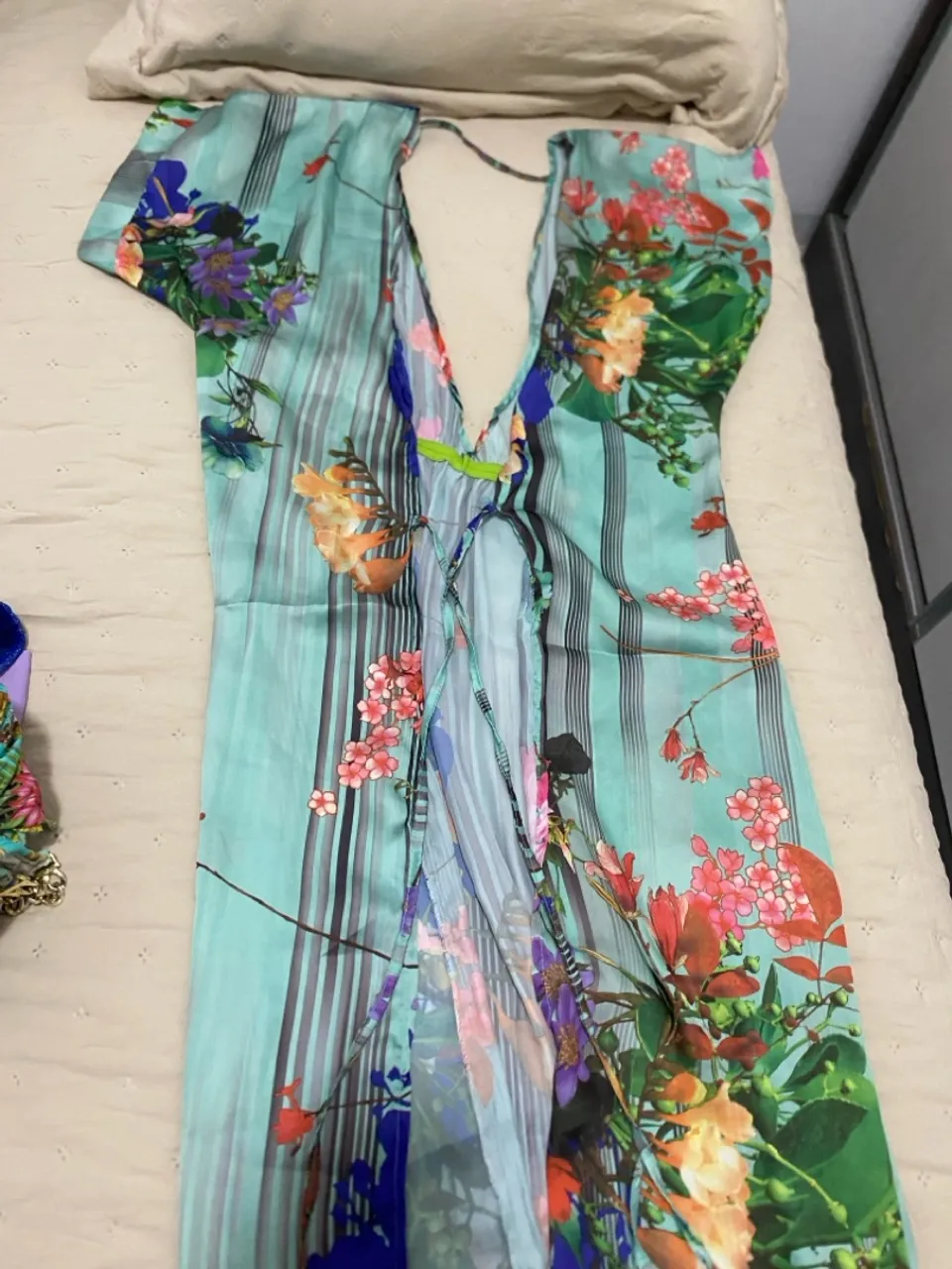 Saída de Praia com Estampa Floral - Tamanho único