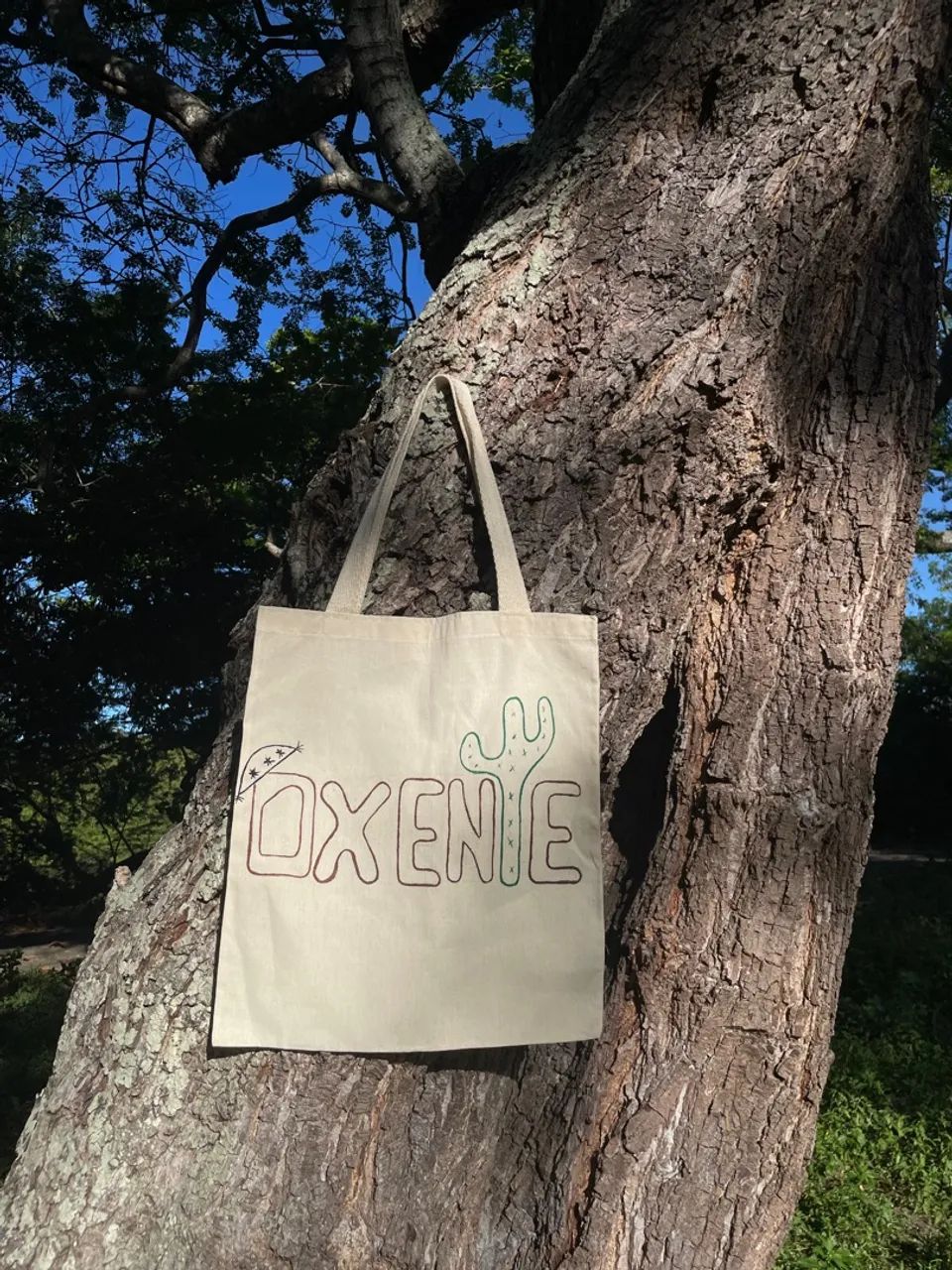 Bolsa de ombro com estampa - Foto 4
