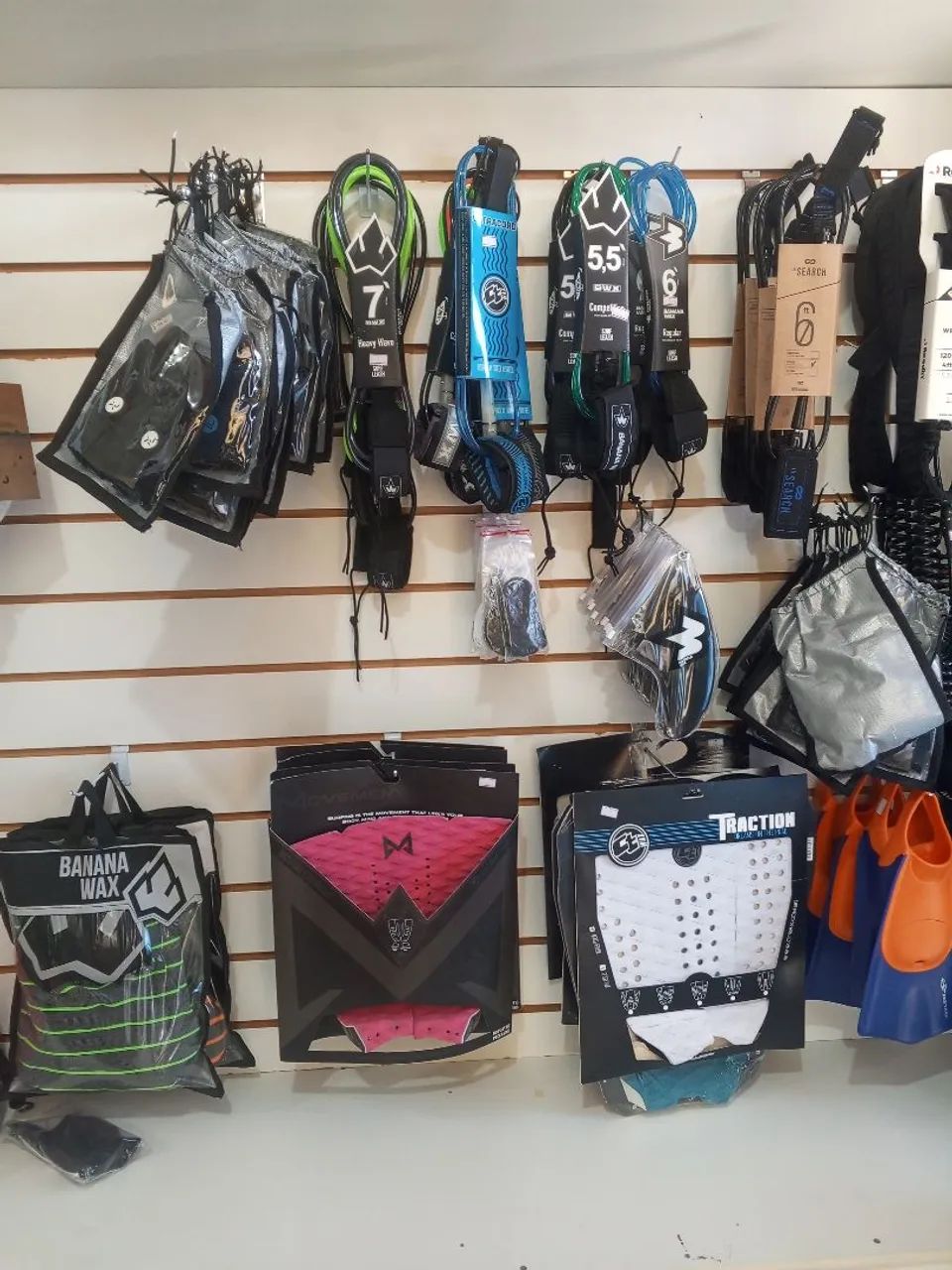 Acessórios para Surf - Leash, Deck e Cera