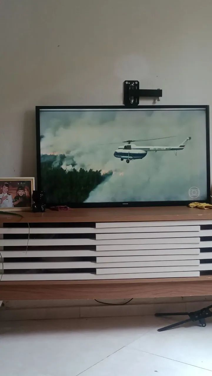 Smart TV Samsung - 43" (leia a descrição) - Foto 4