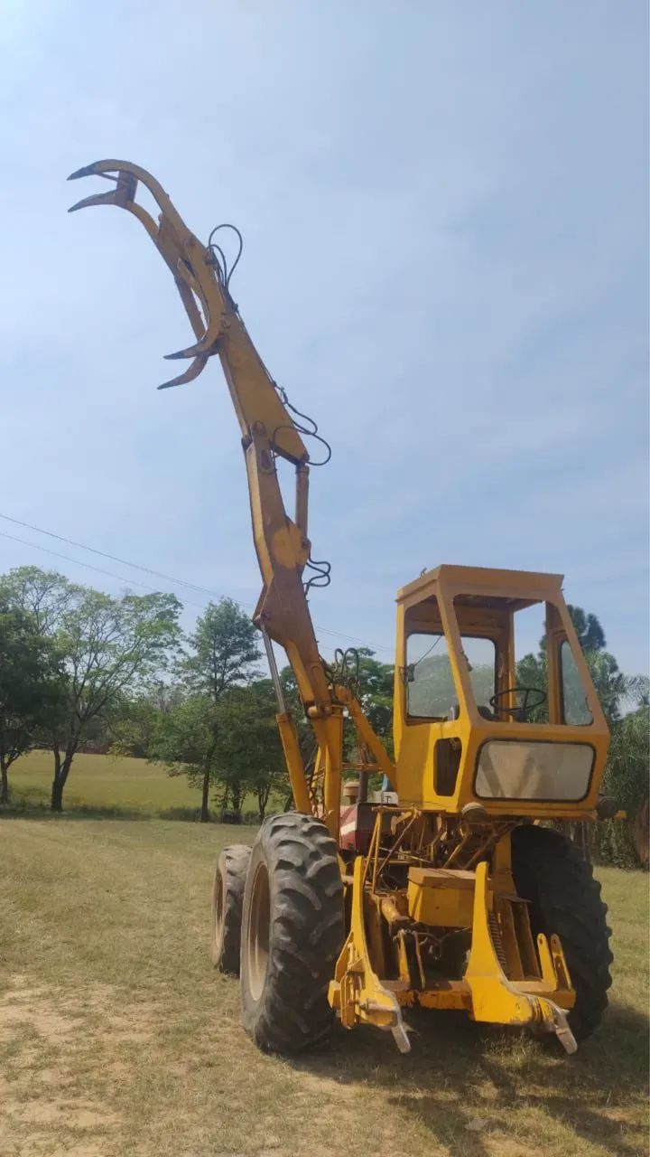 Vendo Carregadeira de cana MF 290 trator ano 1993 - Foto 4