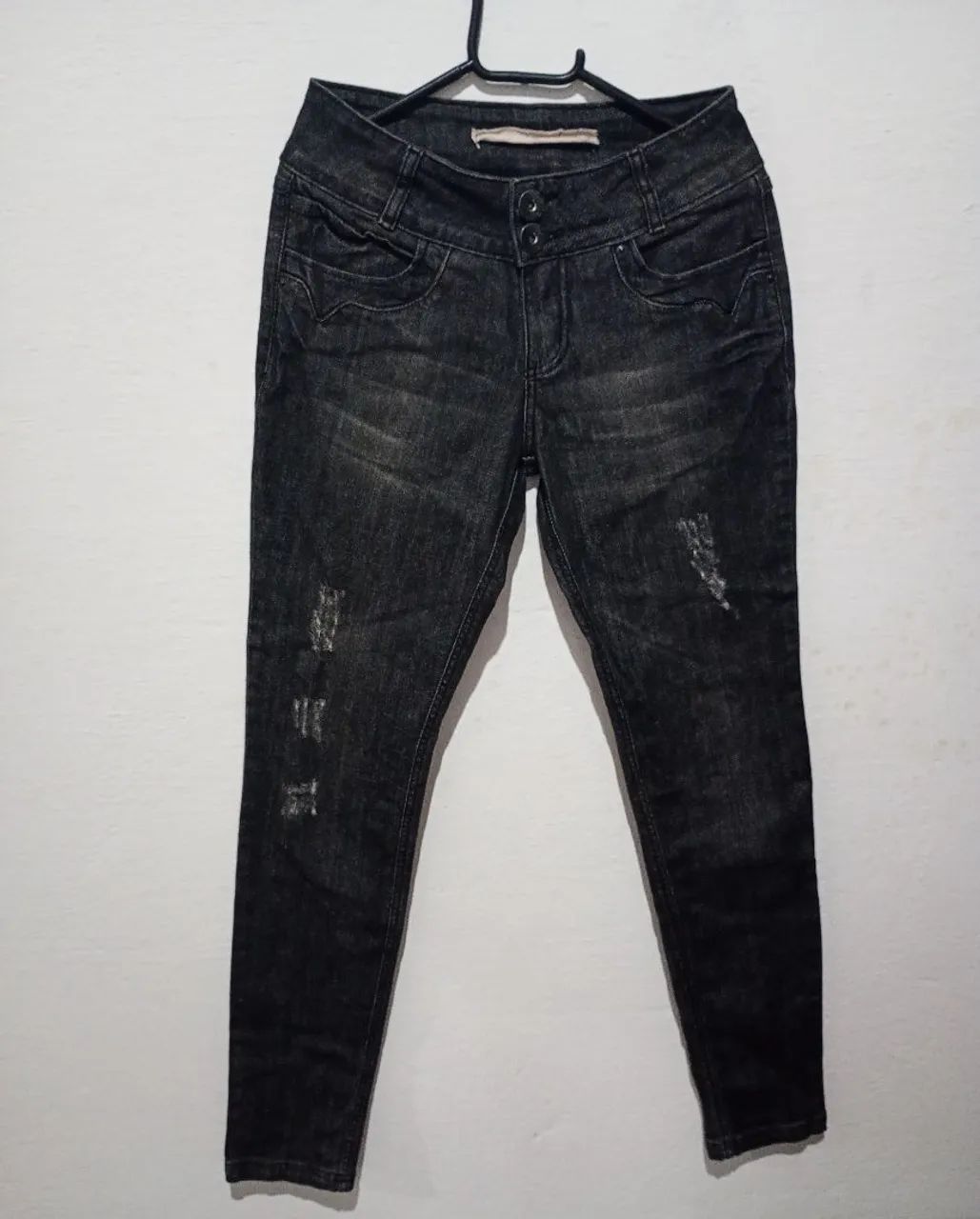 Calça Jeans Skinny Preta Destroyed