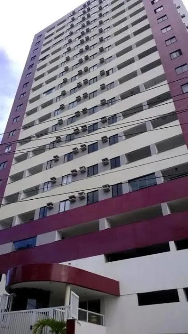 Apartamento para venda possui 56 m² com 2 quartos, Varanda, Suíte em Luiz Anselmo - Salvad