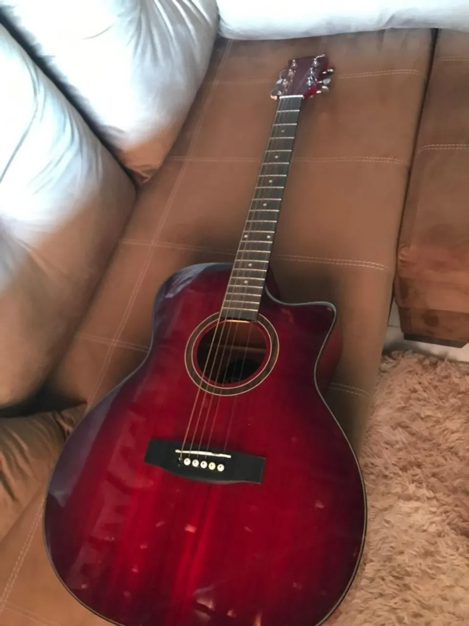 Violão Acústico Vermelho