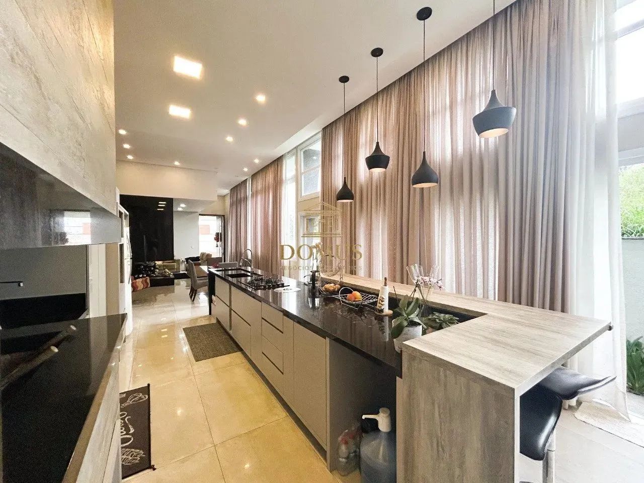 Casa com 3 dormitórios no Condomínio Buenavista