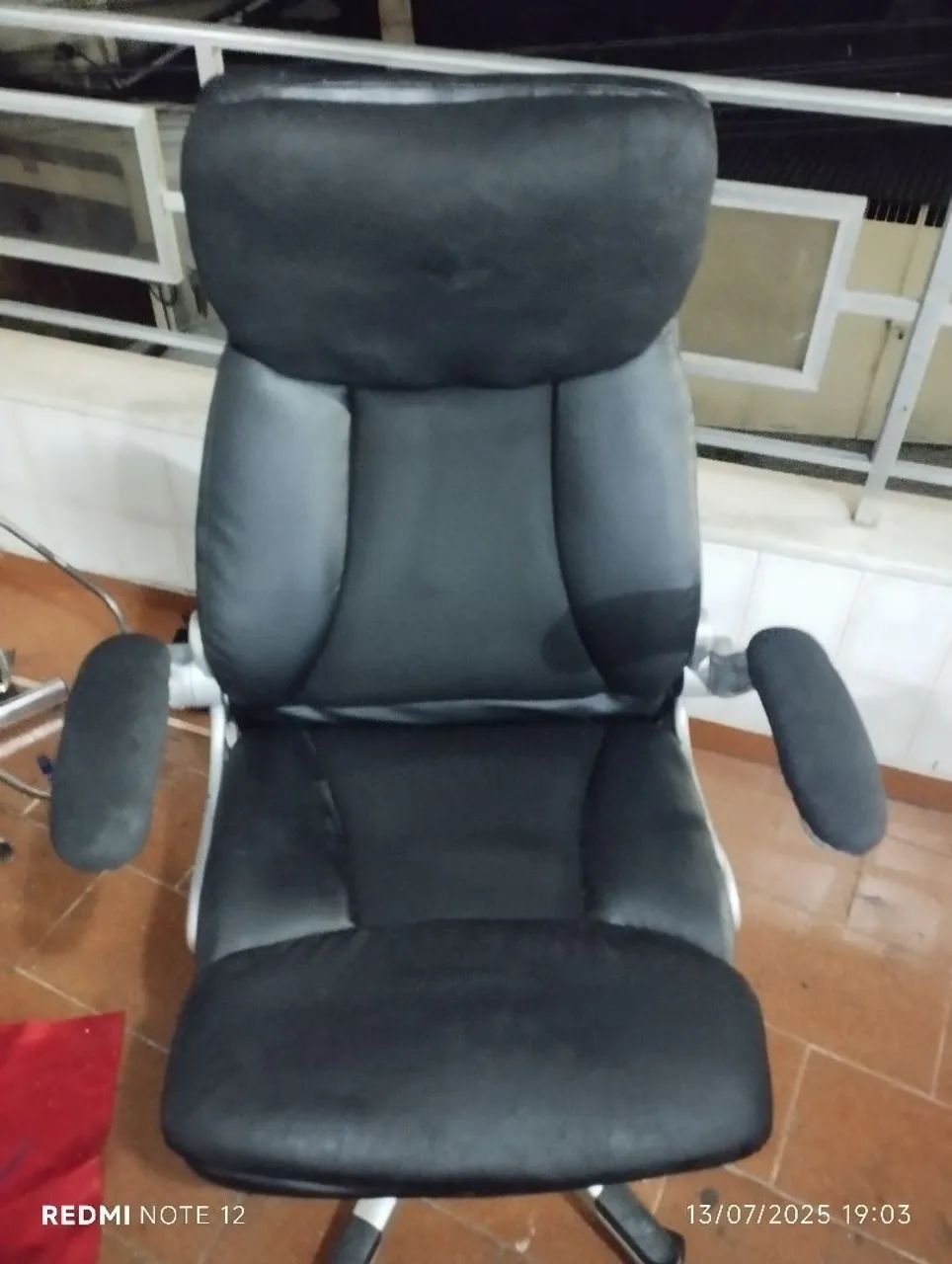 Cadeira de Escritório Executiva Confortável - Foto 4