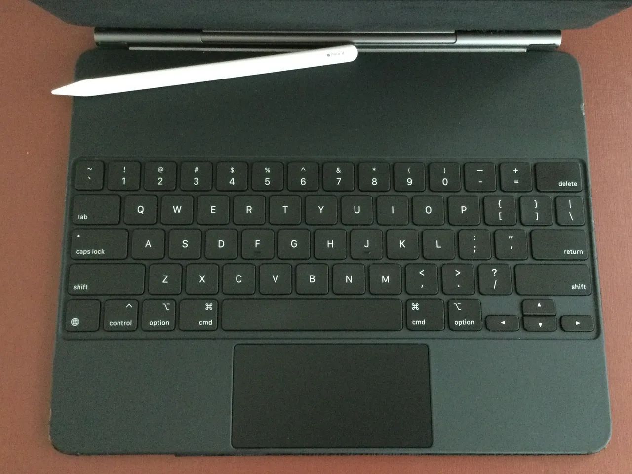 Apple Magic Keyboard 12.9 - Periféricos e Acessórios de Computador