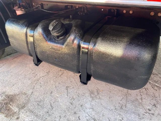 MB ACCELO 915c BAÚ - Foto 10