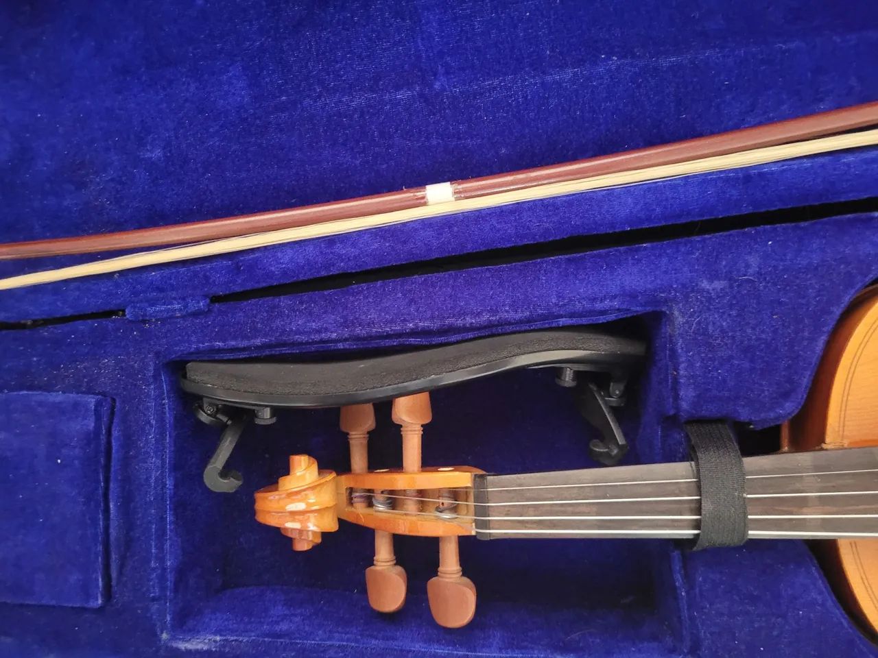 Violino e Arco em Estojo - Foto 2