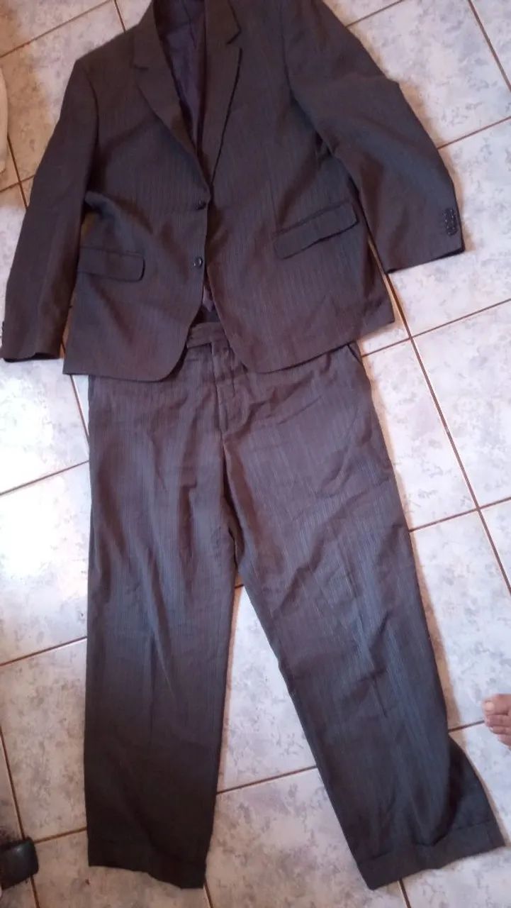 Terno Social completo (Calça Social e Blazer), mais 2 Blazer. - Foto 2