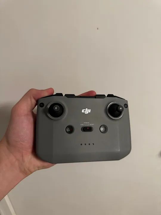 Drone DJI Mini 2 com 3 baterias - Acompanha maleta e caixa original - Foto 3