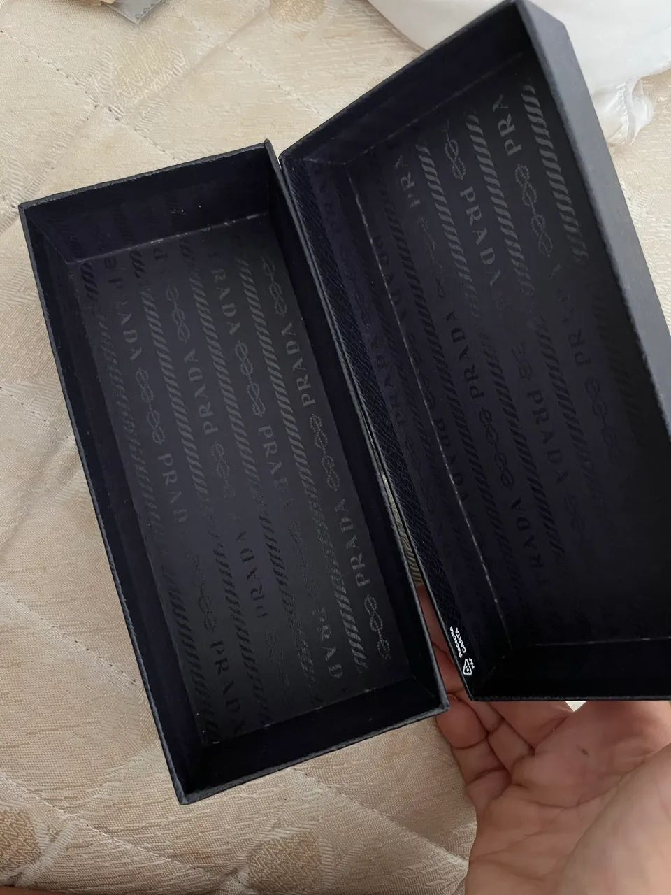 Prada64314492176515121